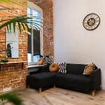 Apartment Przy Dworcu Glownym Pkp