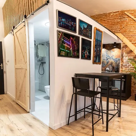 Apartment Przy Dworcu Glownym Pkp Breslau